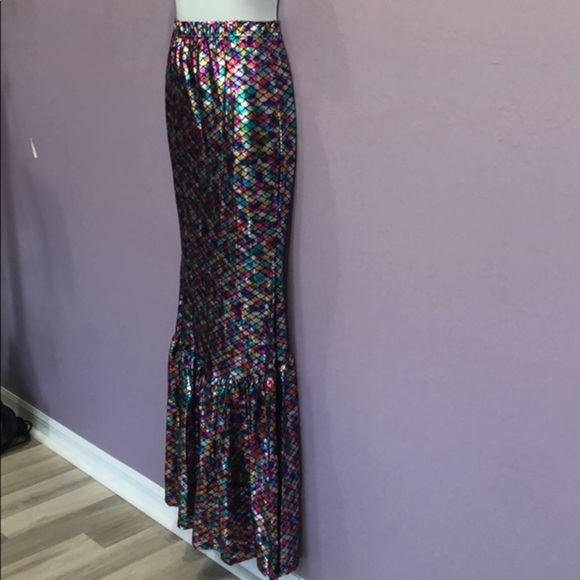 Halloween Mermaid Skirt Iridescent Size XS - Picture 2 of 10